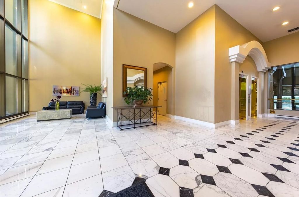 listing image 1104236988008026213