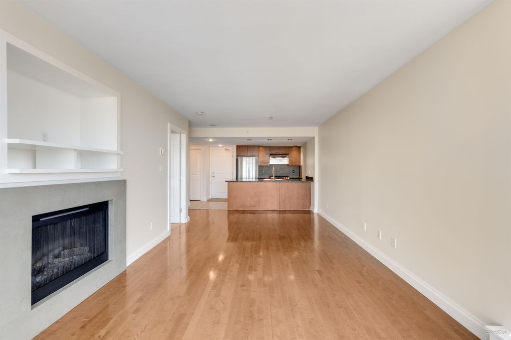 listing image 1106476034995101109
