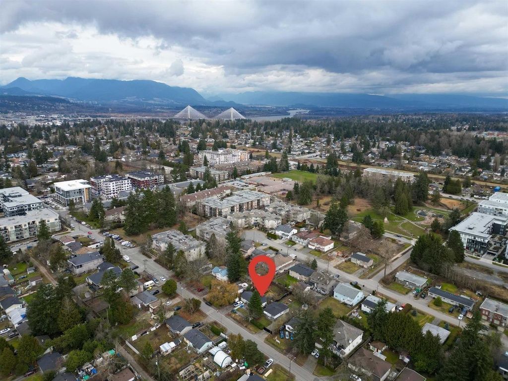listing image 1109588136667278965
