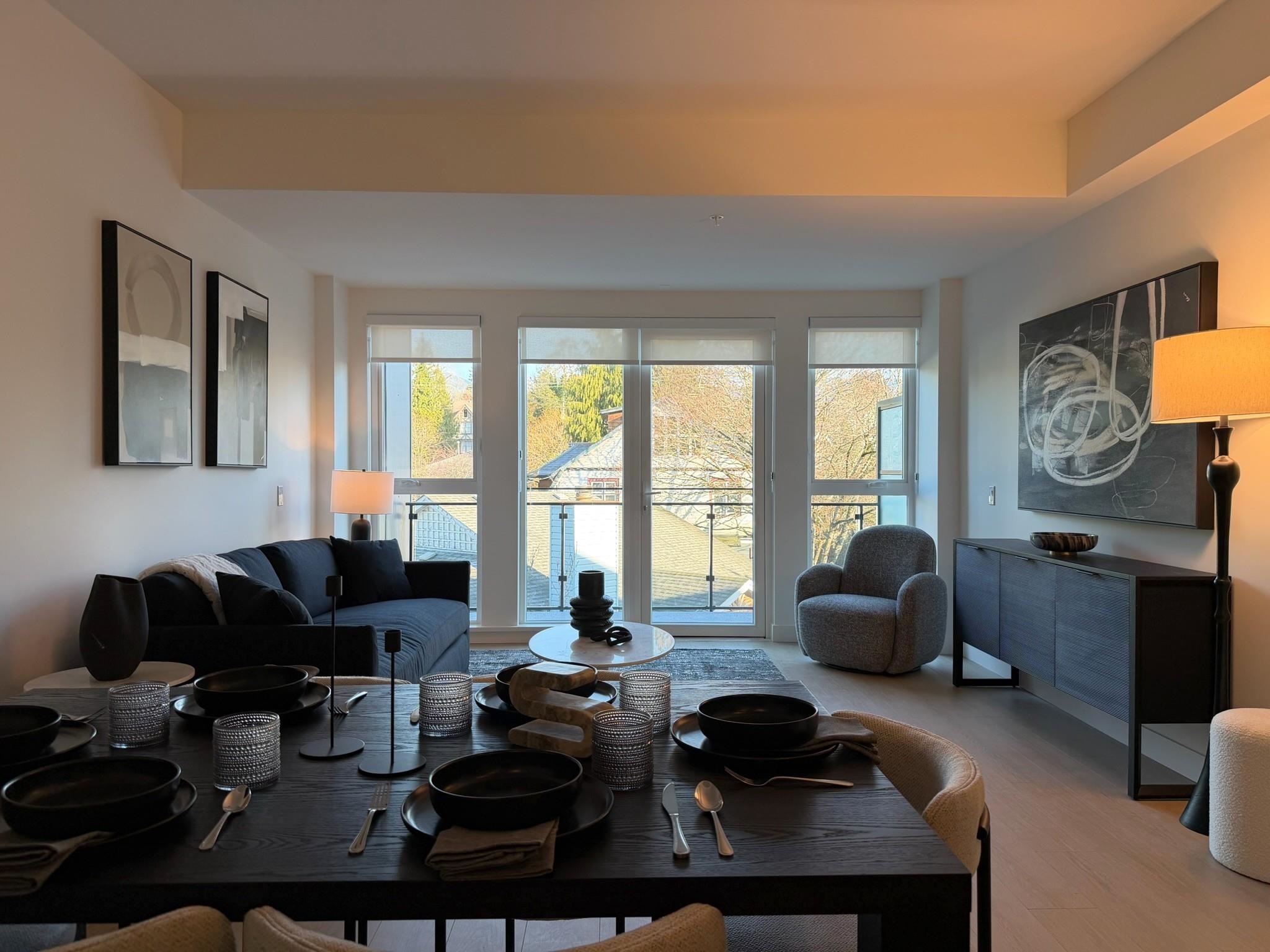 422 E 3rd Street 419