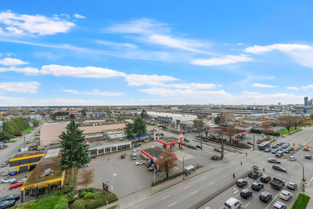 listing image 1104136311497811684