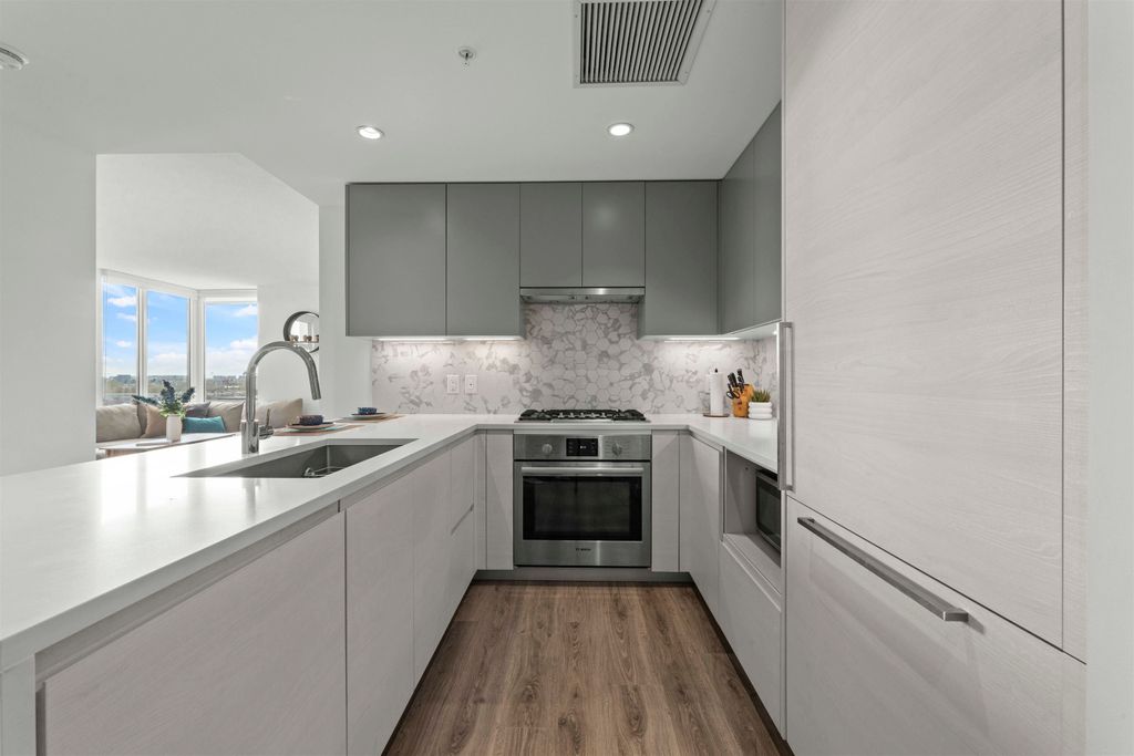 listing image 1103529851657584439