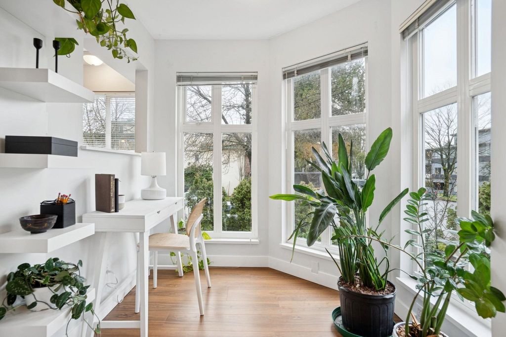 listing image 1108972063121210703