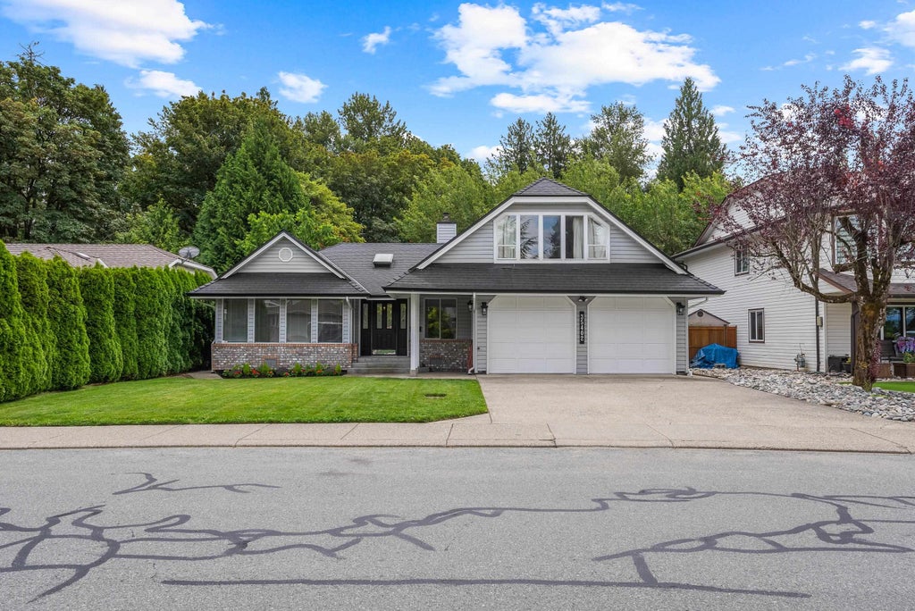 Photo of 35402 Sandy Hill Road, Abbotsford, BC V3G 1J2 (MLS # R3145374)