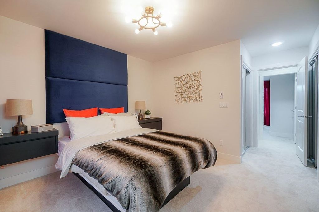 listing image 1105821604210018981