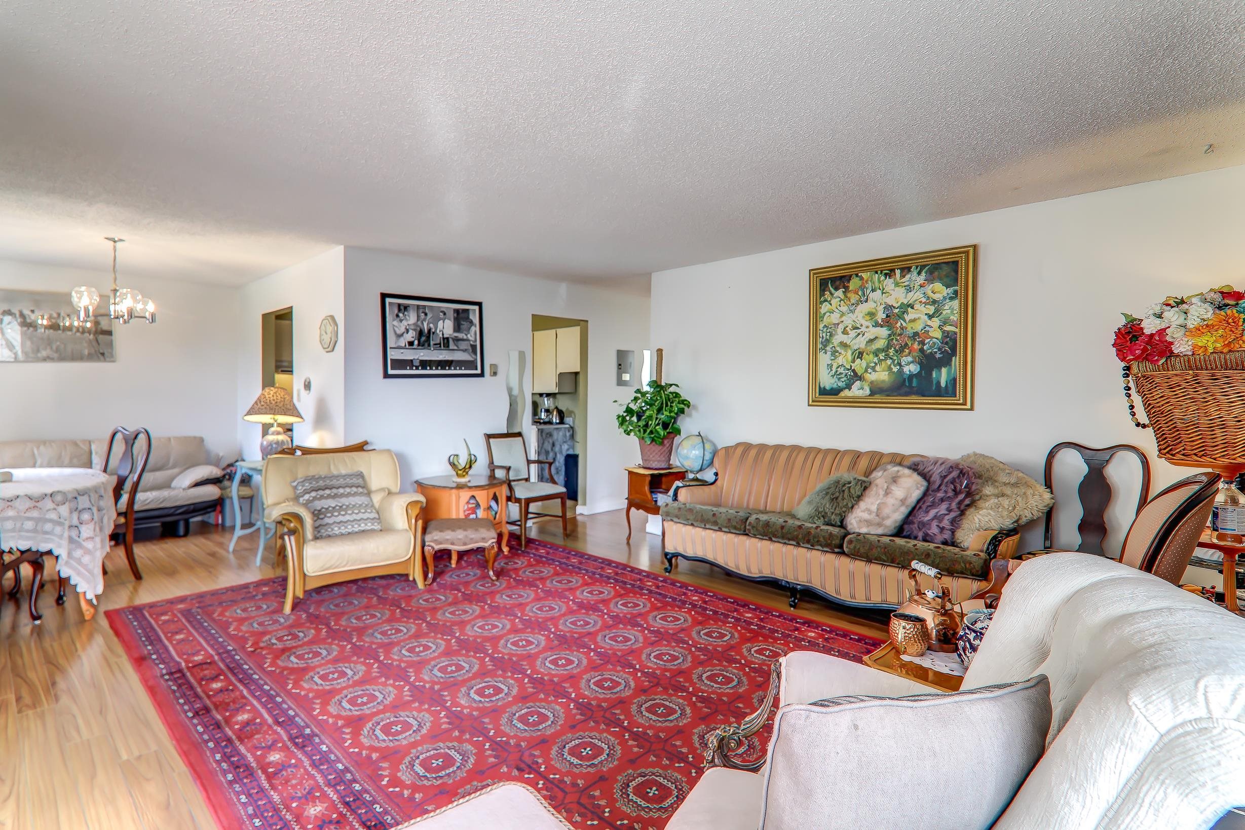 327 Ninth Street 103