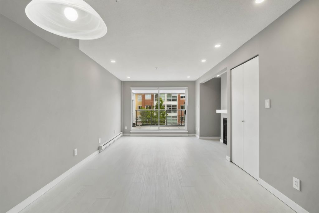 listing image 1105188849940370934