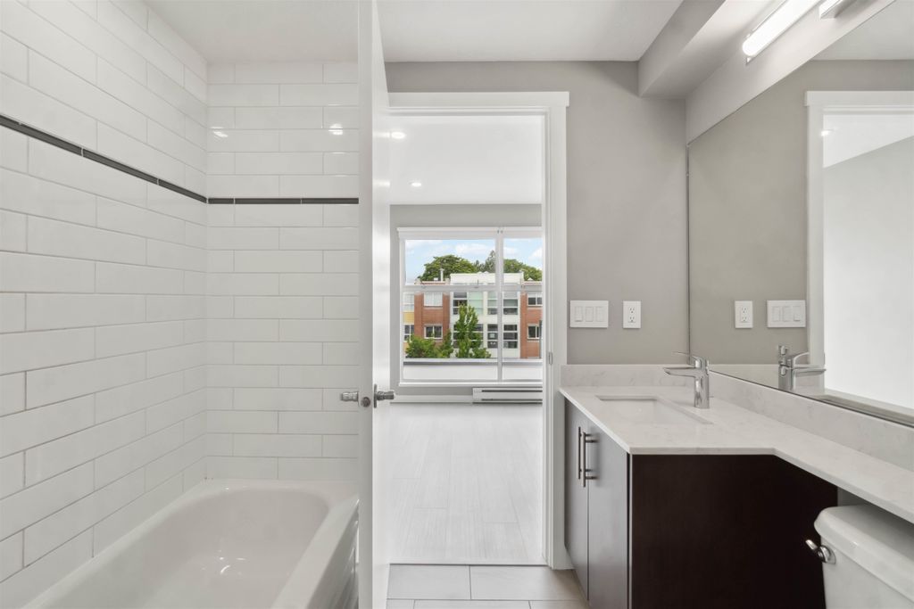 listing image 1104517272080205735