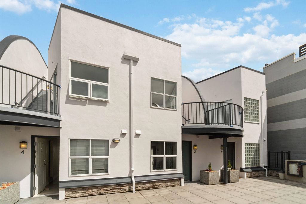 listing image 1107903092818264390