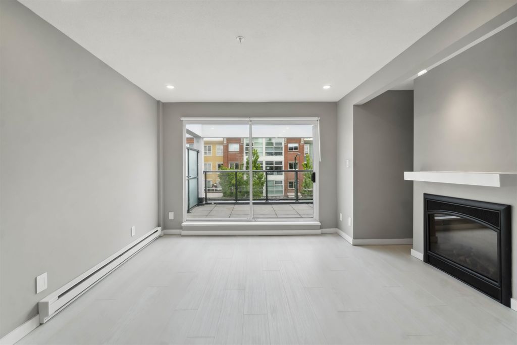 listing image 1105533294986591161