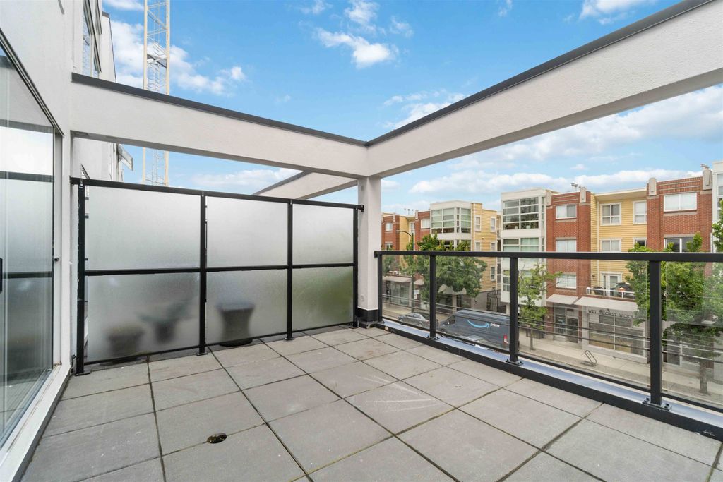 listing image 1105746445999767006