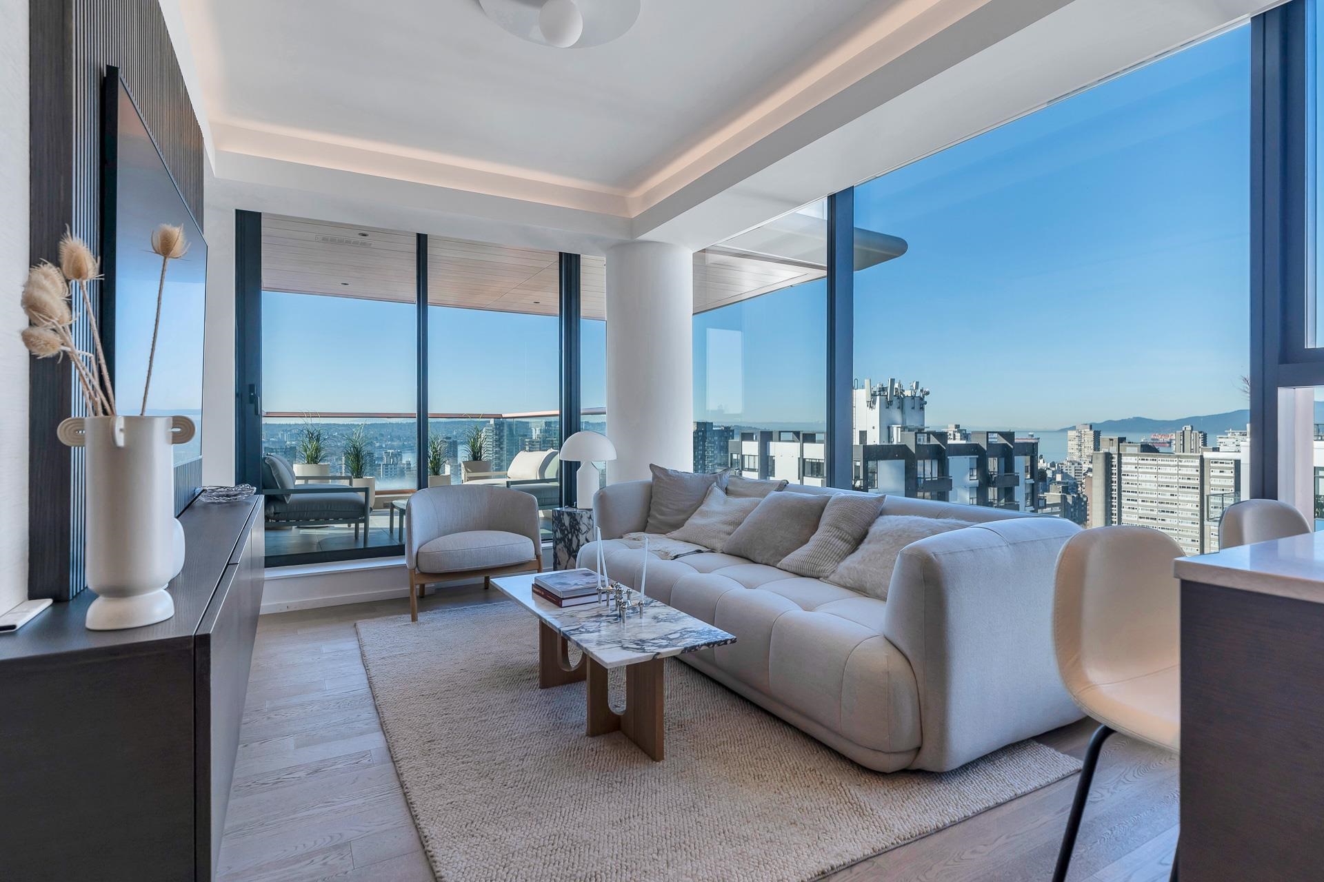 1482 Robson Street 1102