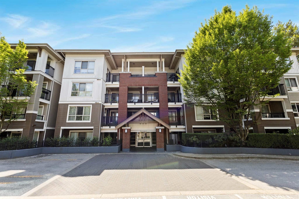 Photo of 8929 202 Street #B304, Langley, BC V1M 0B4 (MLS # R3166361)