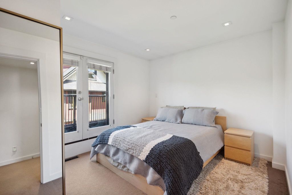 listing image 1101446026046674109