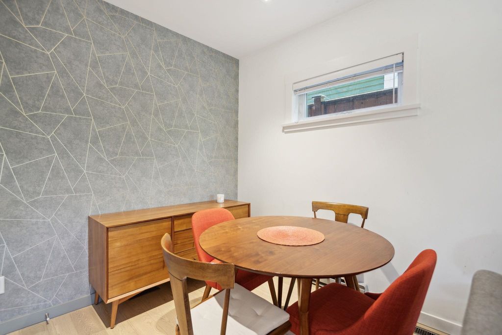 listing image 1109017932445187800