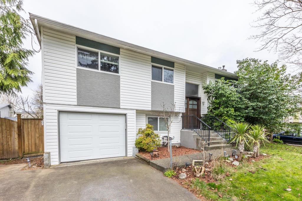 Photo of 27283 29 Avenue, Langley, BC V4W 3J8 (MLS # R3134538)