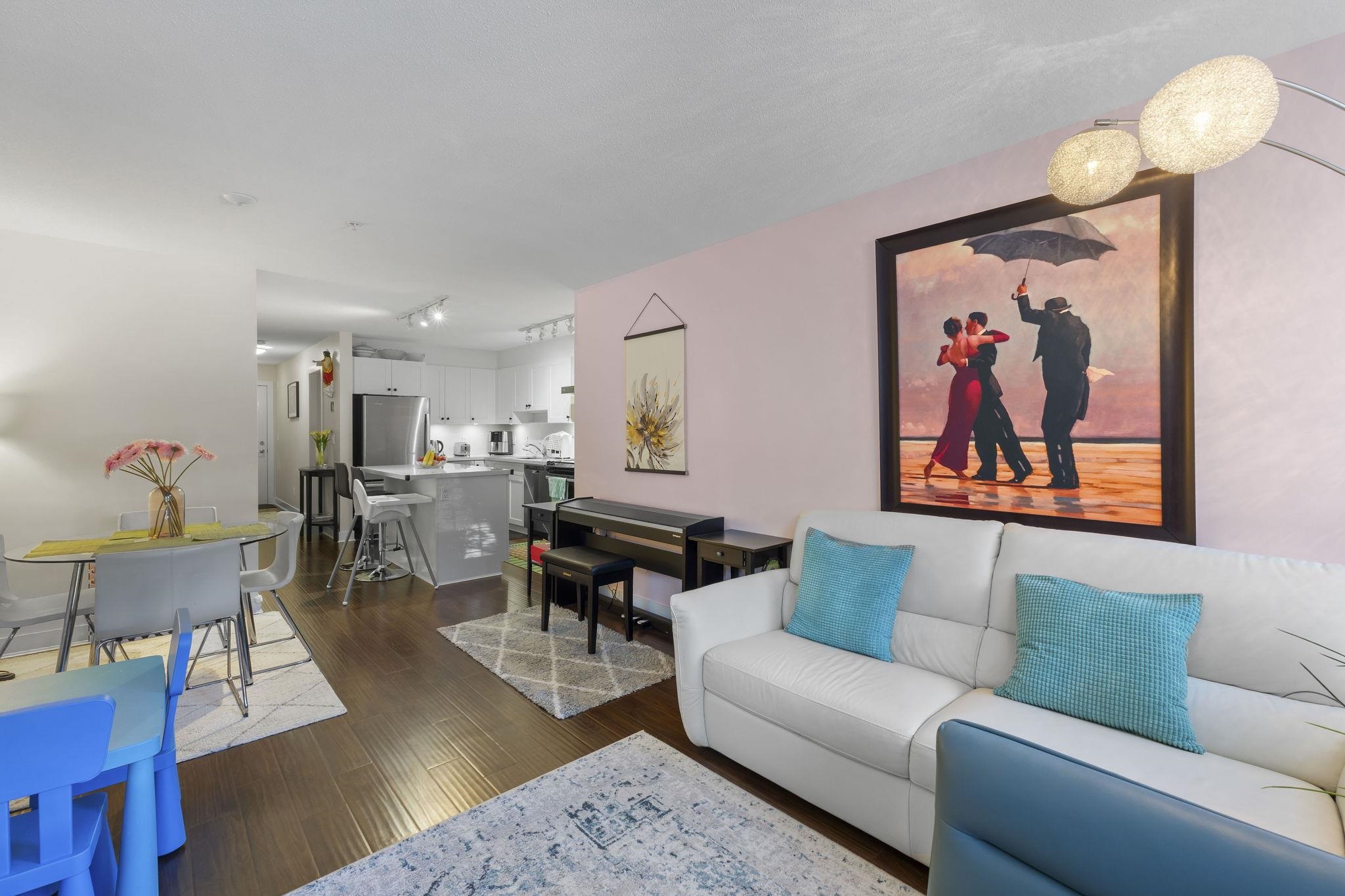 500 Royal Avenue 211