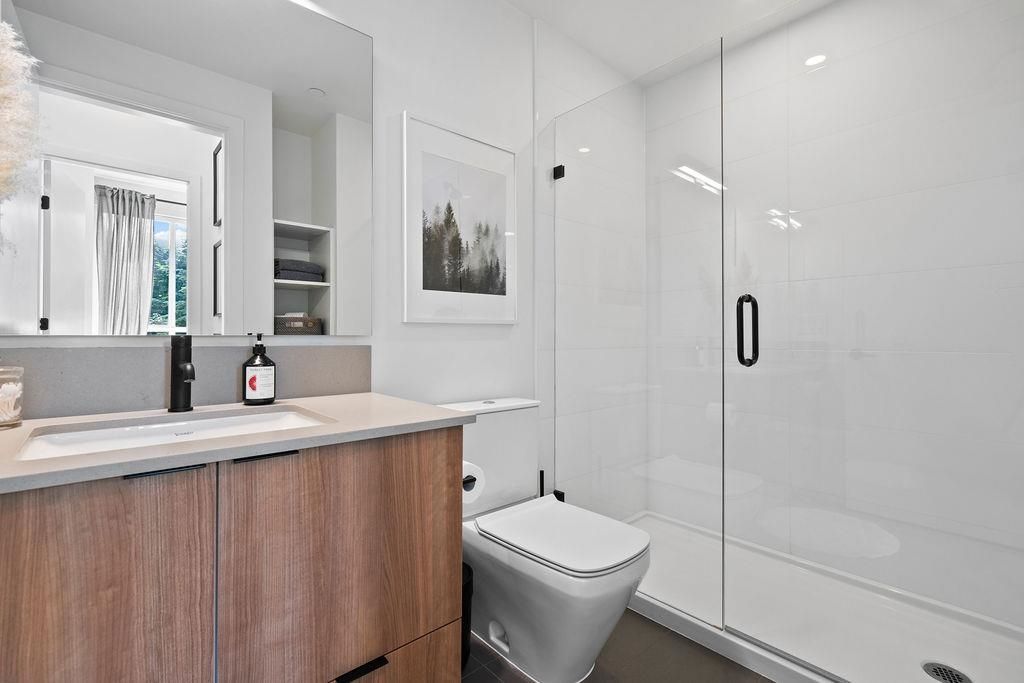 listing image 1101019126750008834