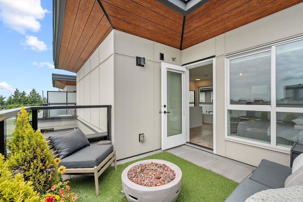 listing image 1106316310696275669