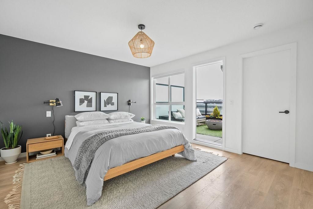 listing image 1108587085601506297