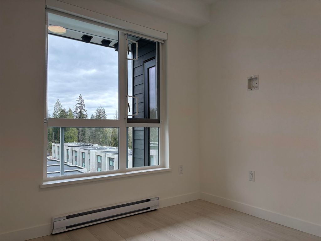listing image 1103951292758714315