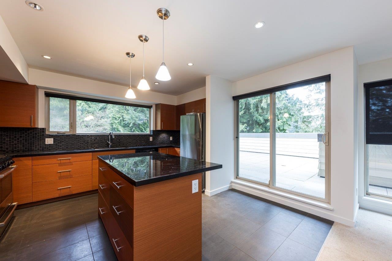 2832 Capilano Road PH1