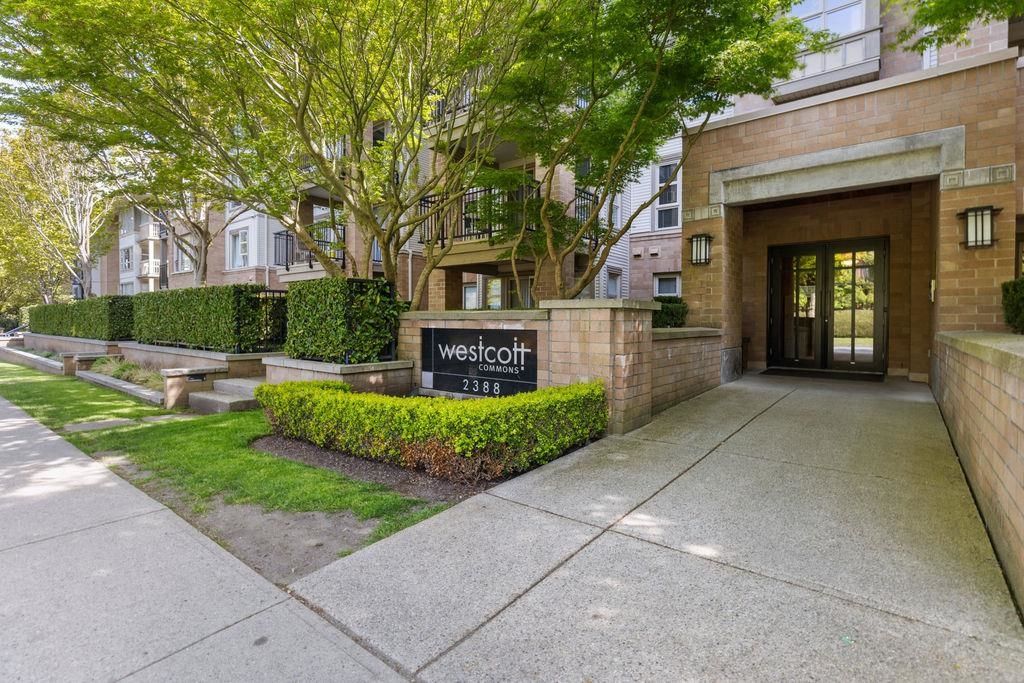listing image 1107100185303514350