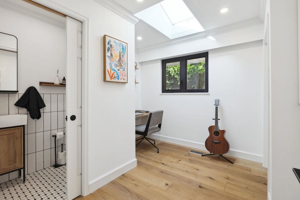 listing image 1105222158830742031