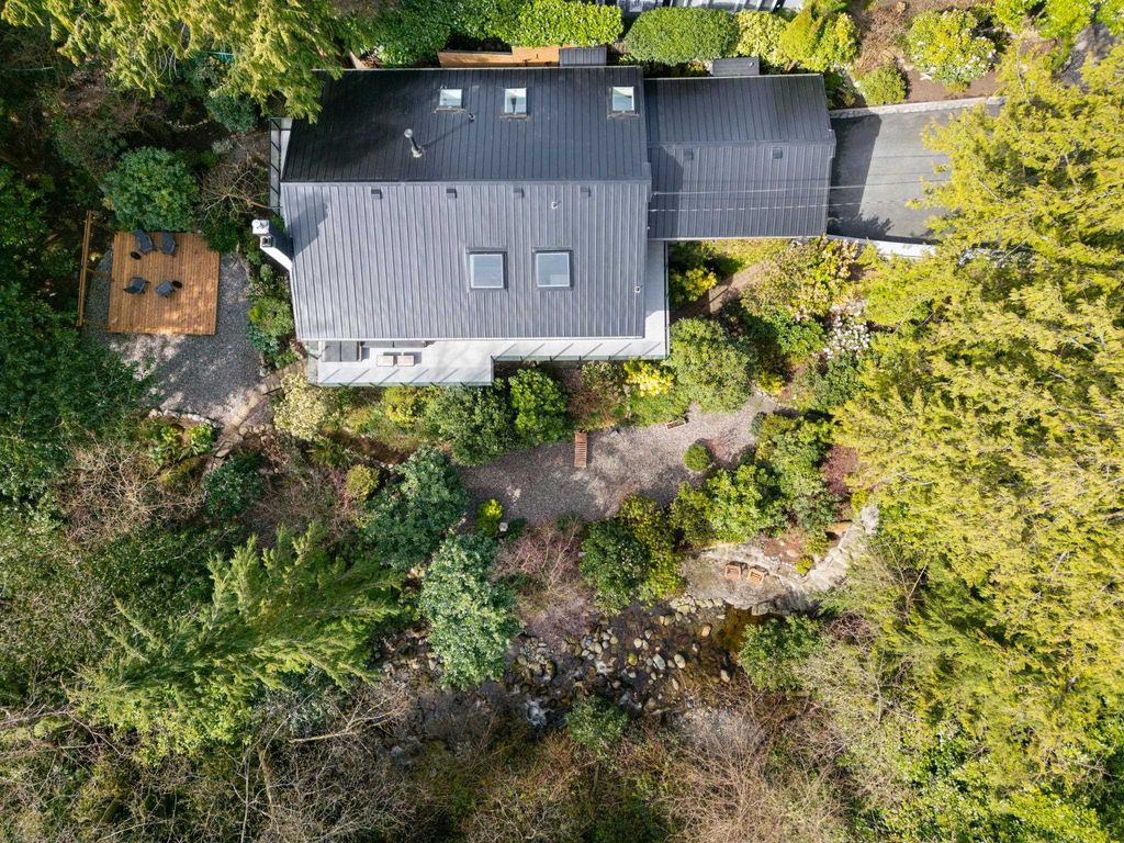 listing image 1109085325720522222