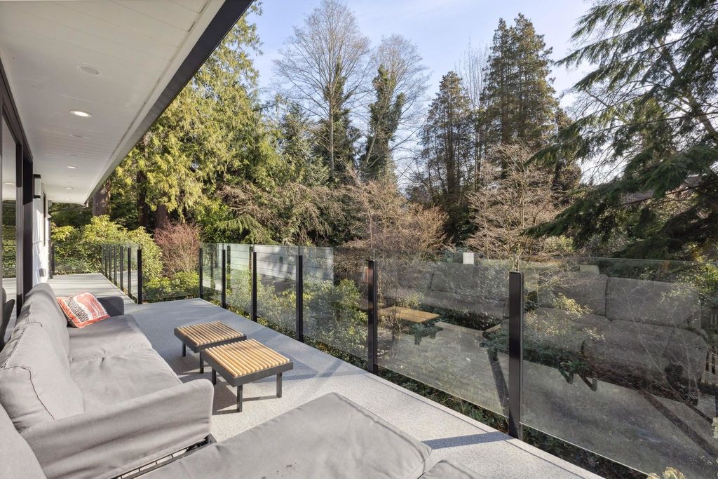 listing image 1107179914176540945