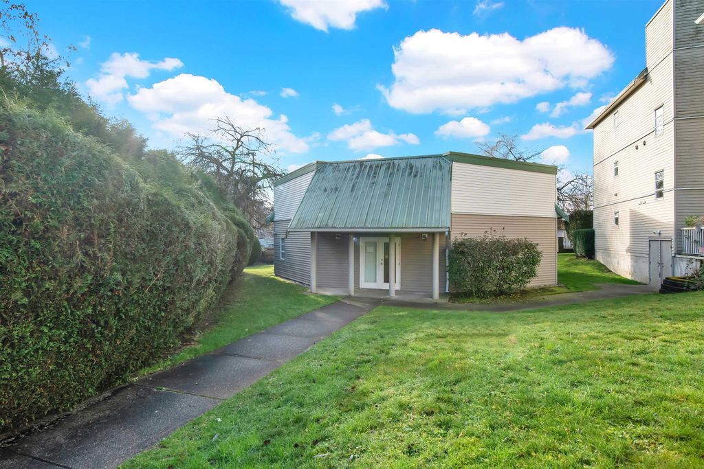 Photo of 9765 140 Street #102, Surrey, BC V3T 5S5 (MLS # R3115022)