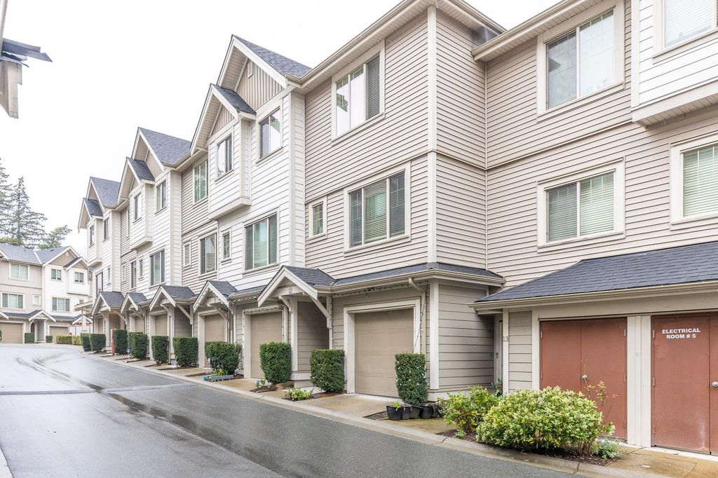 listing image 1104468129842371636