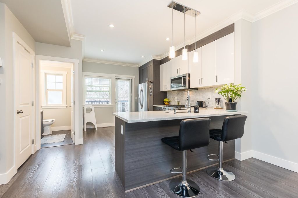 listing image 1103739064023948586