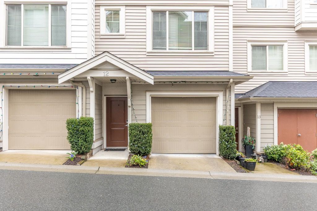 listing image 1106645102400730764