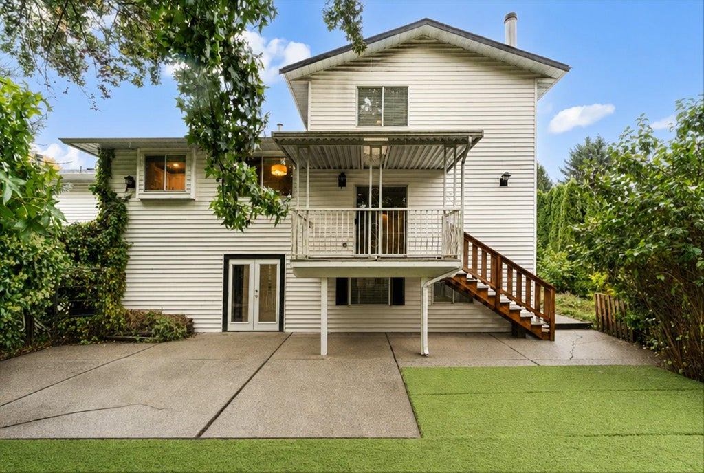 Photo of 2833 Gardner Place, Abbotsford, BC V2T 5E1 (MLS # R3171139)
