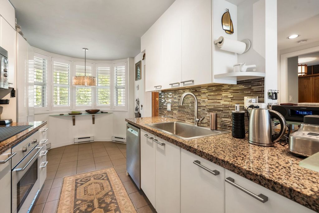 listing image 1109881312507466209