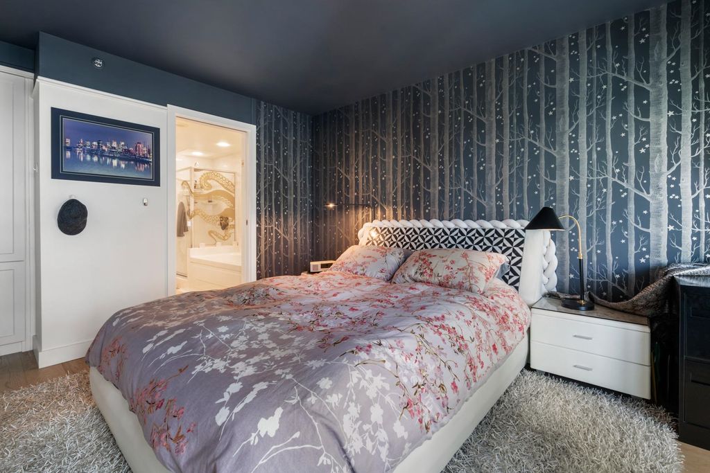 listing image 1103389291312808188