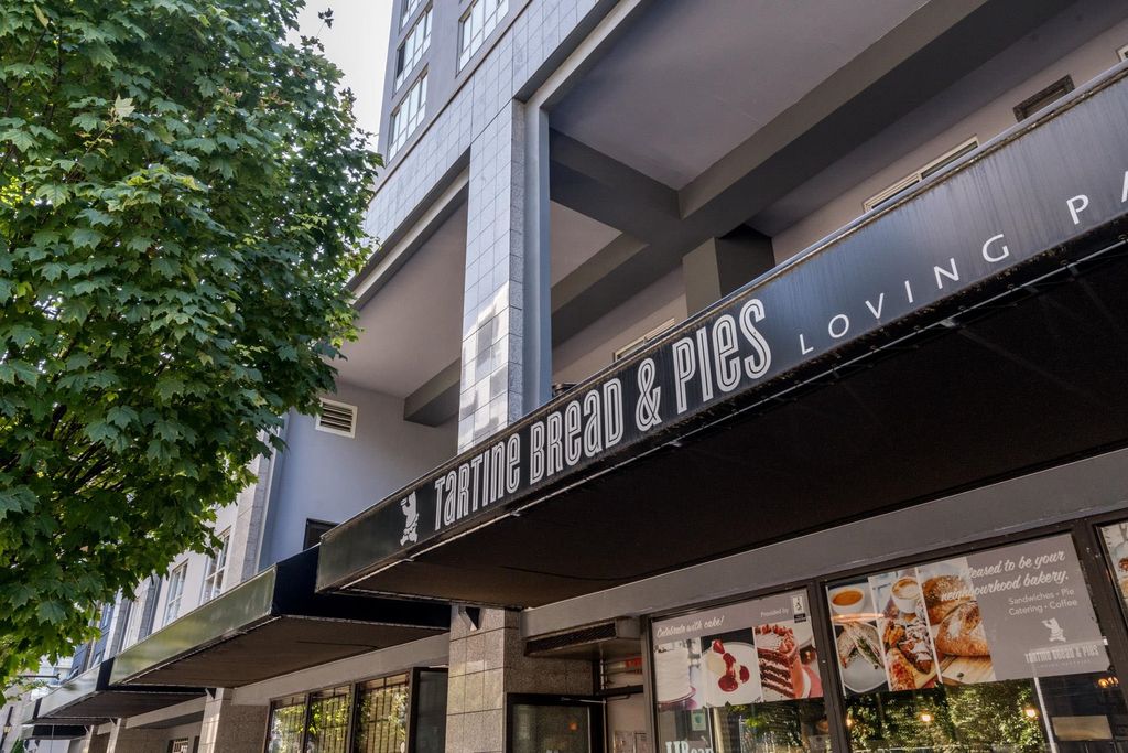 listing image 1105924234768366649