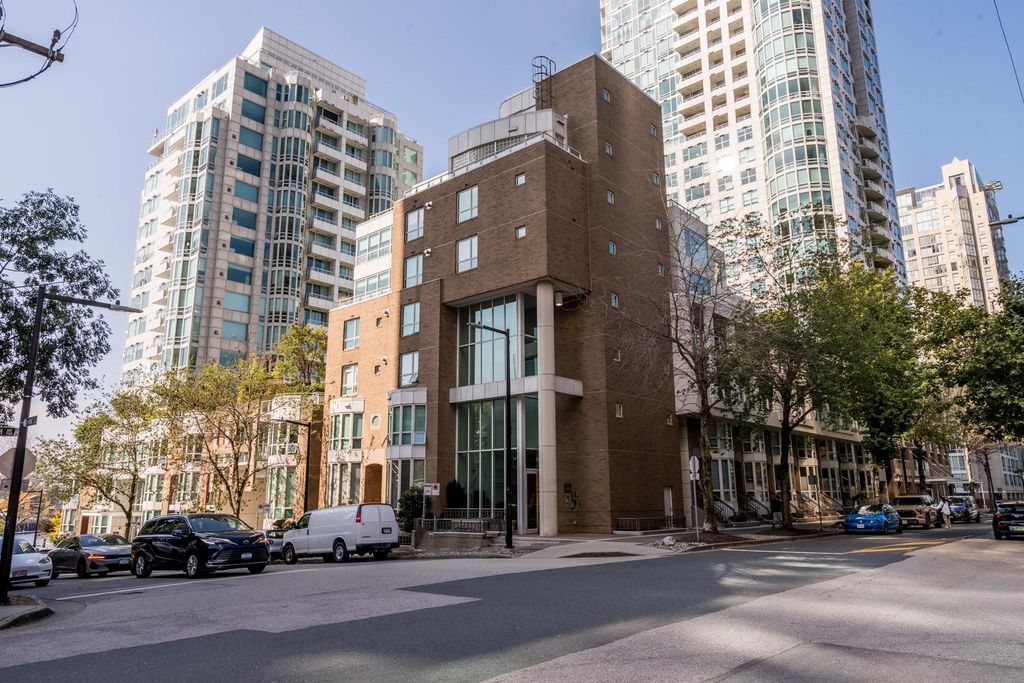 listing image 1102663912250236604