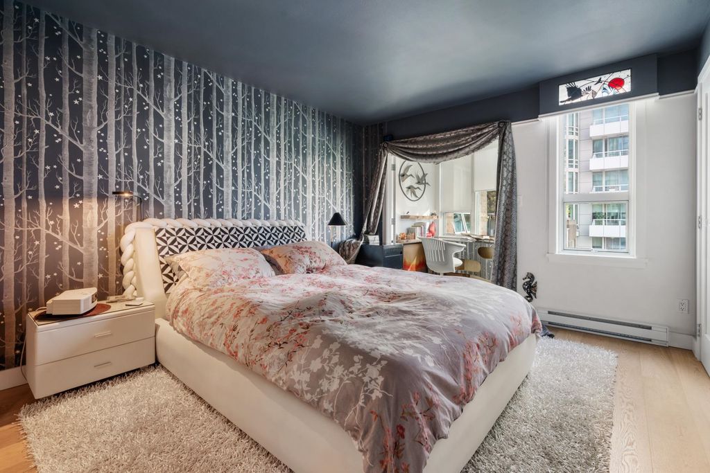 listing image 1104218661931669620