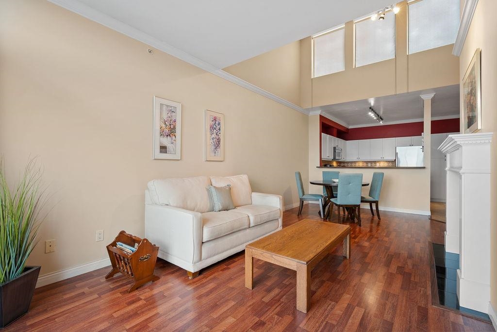 5800 Andrews Road 407