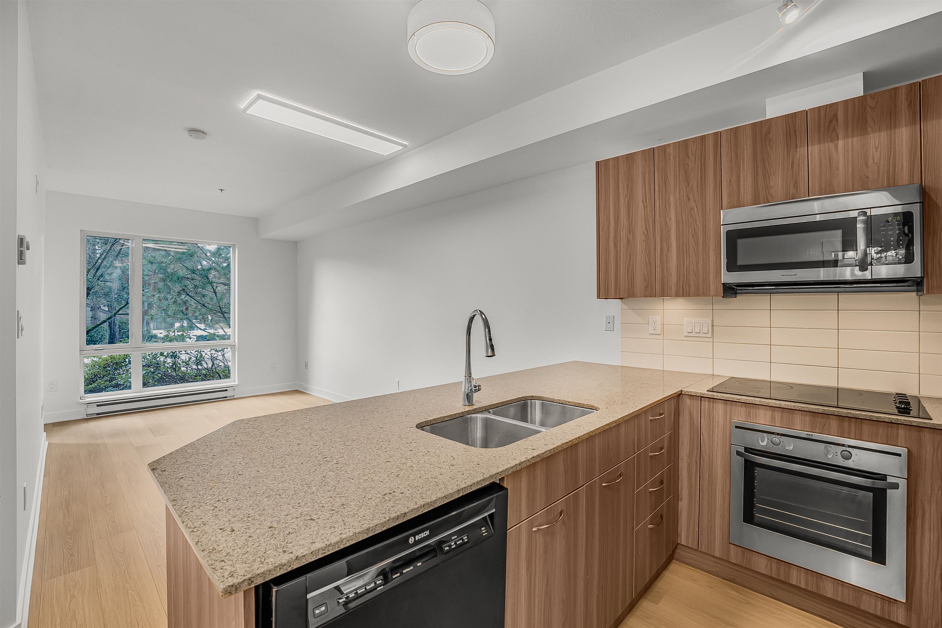13321 102a Avenue 103