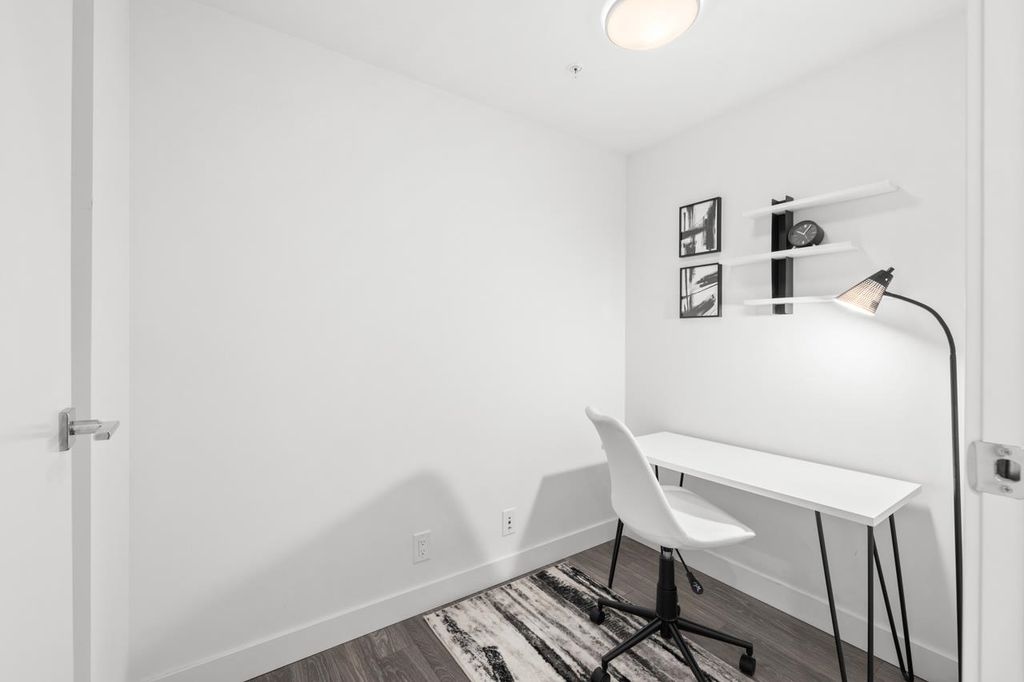 listing image 1104547731428290086