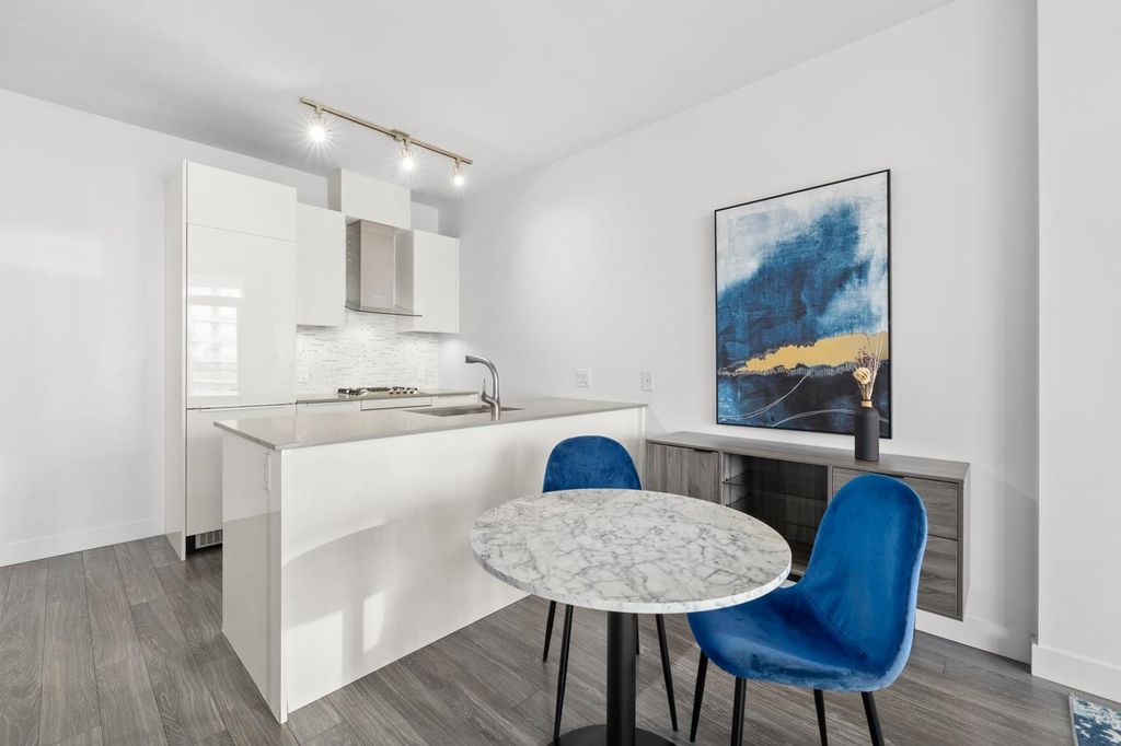 listing image 1107426558816821851