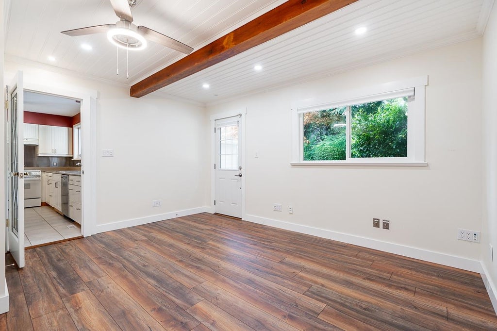 listing image 1109282514071406142
