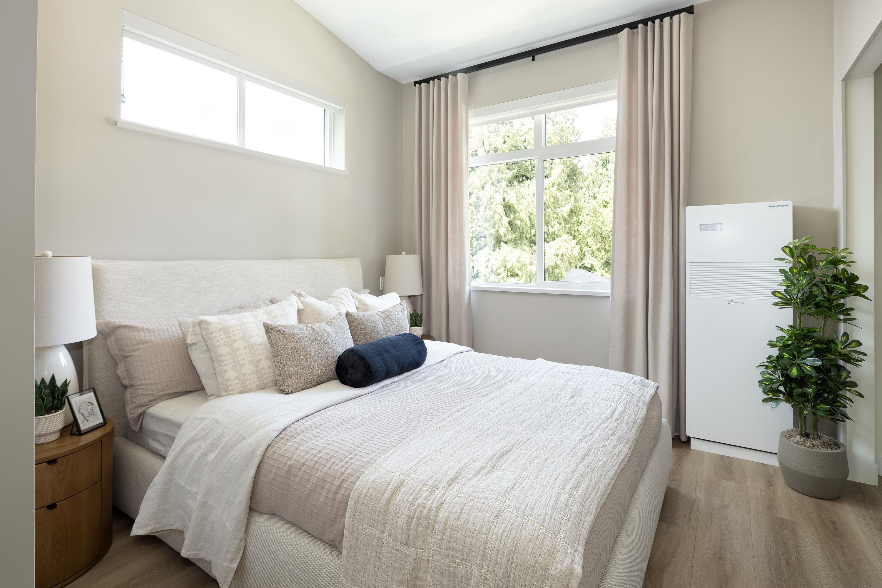 2150 Rindall Avenue 19