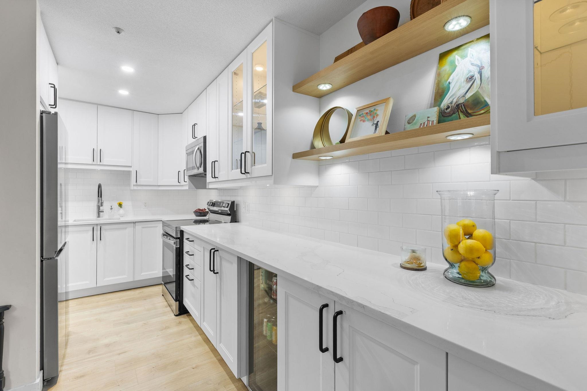 20177 54a Avenue 104