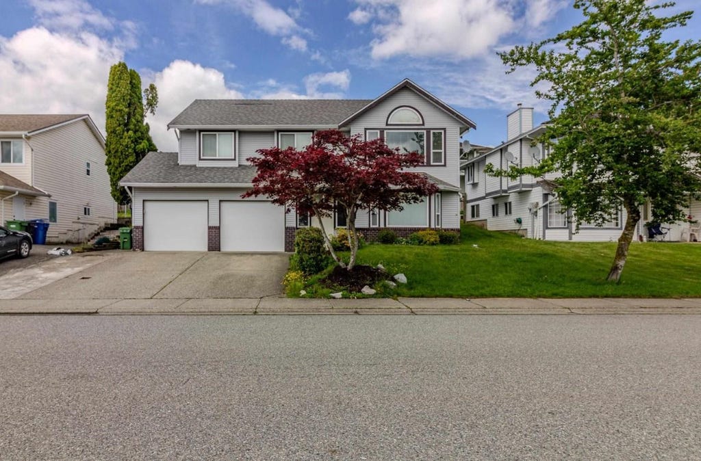 Photo of 31279 Wagner Drive, Abbotsford, BC V2T 5G1 (MLS # R3146434)