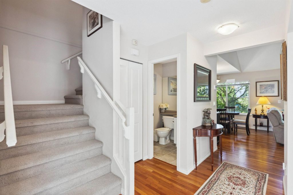 listing image 1102564985669716712