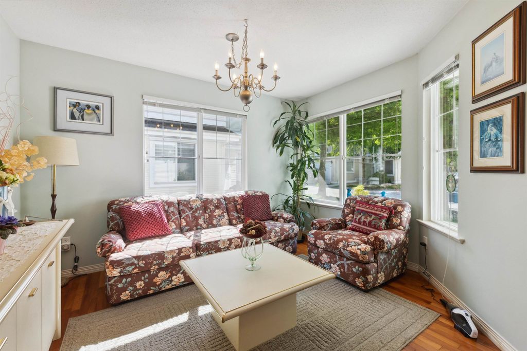 listing image 1105933589069412793